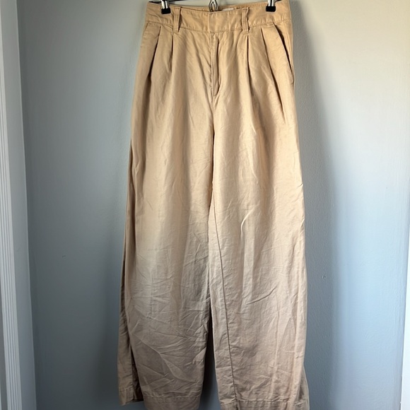 EUC GAP 365 High Rise Linen-Cotton Trousers. - Picture 2 of 8